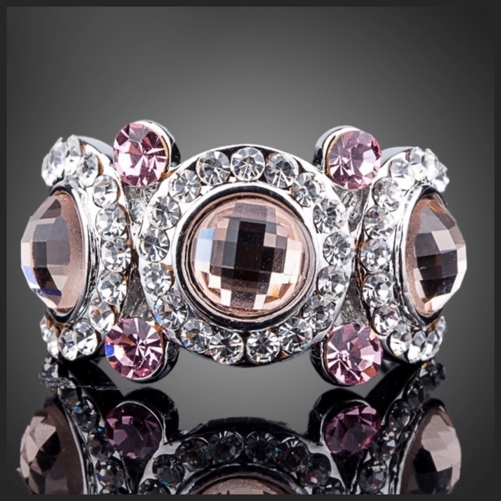 Round Pink Swarovski Crystal Ring DF101